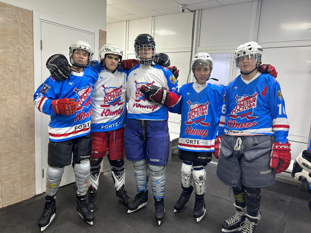 Государственное казенное общеобразовательное учреждение Ростовской области «Новочеркасская специальная школа-интернат №33»
 - Трус не играет в хоккей!